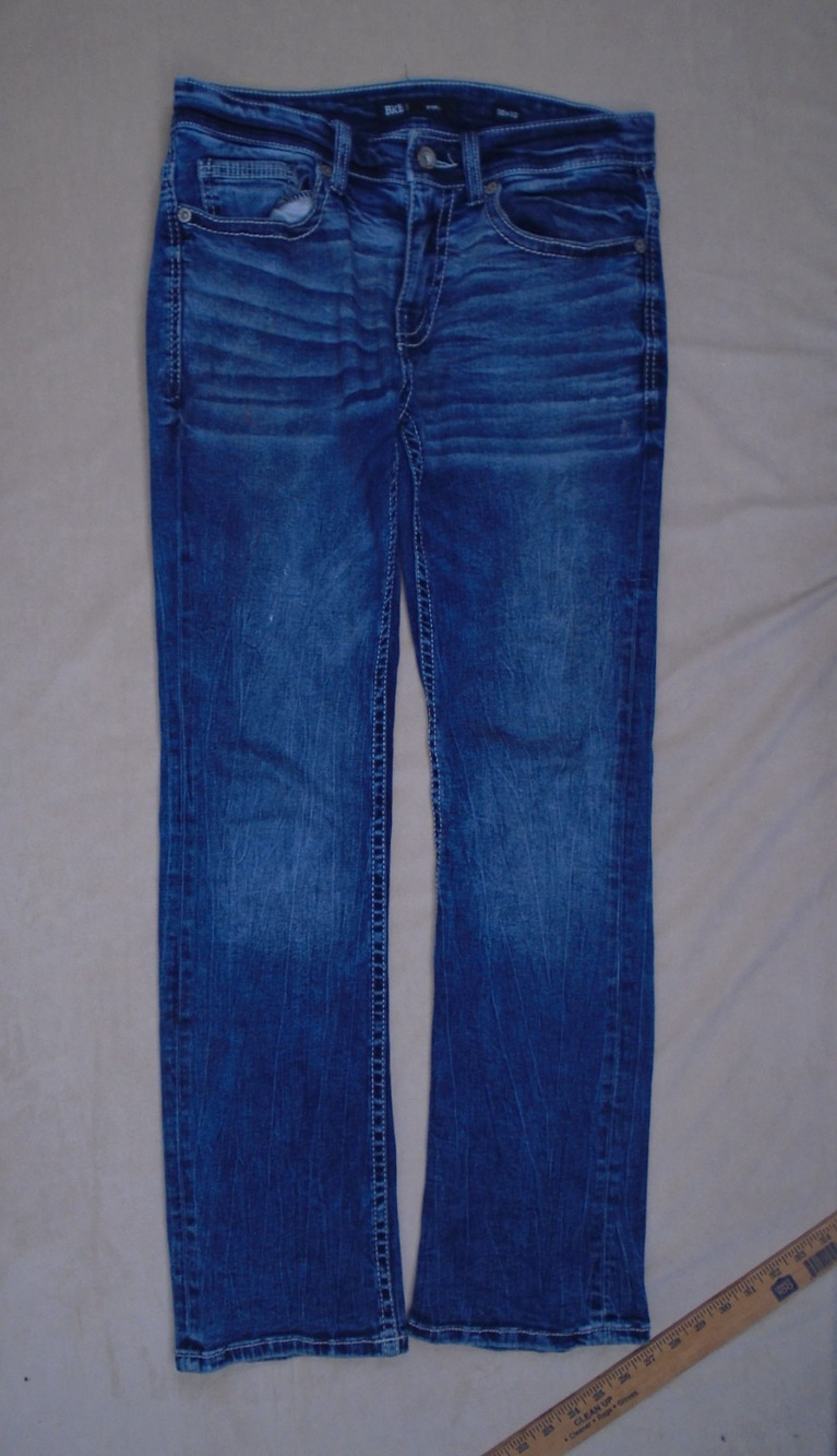 BKE Mens Jeans Buckle Aiden Boot Dark Wash Distressed Whiskered Denim Size 30x32